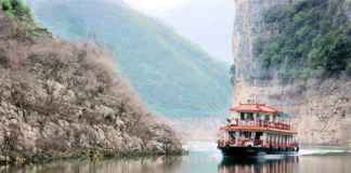 The best way to explore Chinese traditions: Yangtze River Cruise