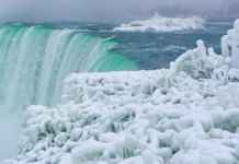 Niagara falls frozen